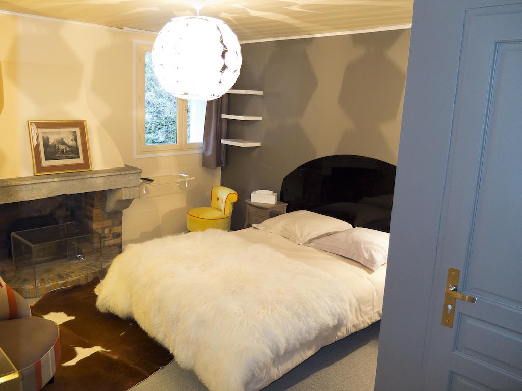 Hotel Au Fil De L'Eau - La Malate Besançon Quarto foto